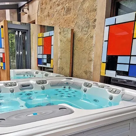 Morelli Gualtierotti Villa *